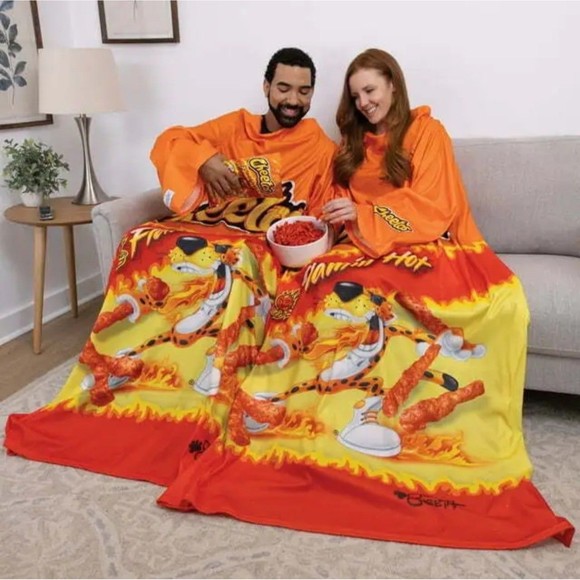 Snuggie Flamin' Hot Cheetos, The Original Wearable Blanket Orange 71"x54 - Picture 4 of 5